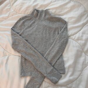 American Eagle Outfitters Light Gray Ribbed Turtleneck